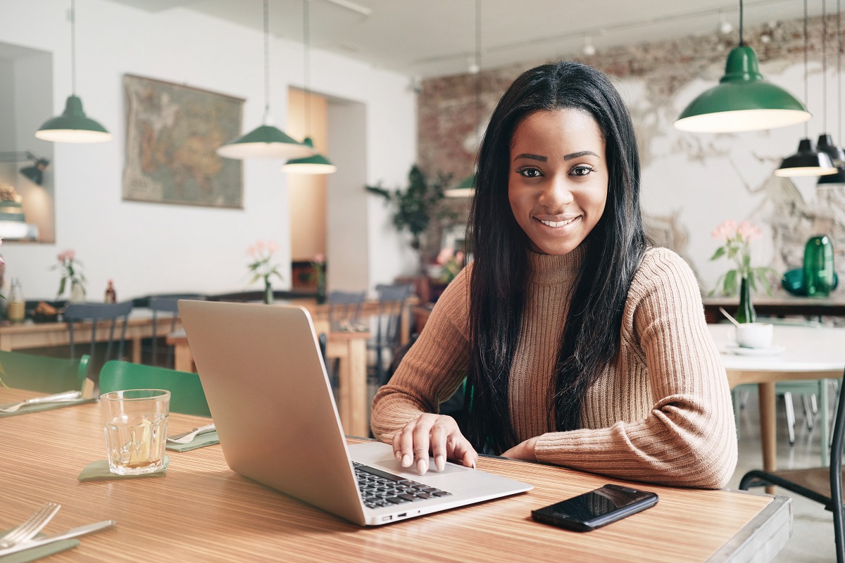 Entrepreneur working in a cafe